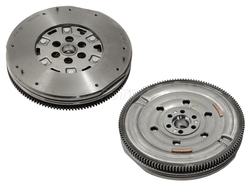 Маховик Nissan Qashqai 06-13  / Tiida 04-16